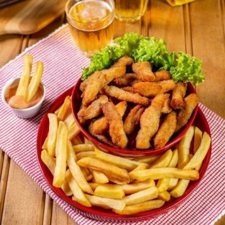 Isca de Frango com Fritas